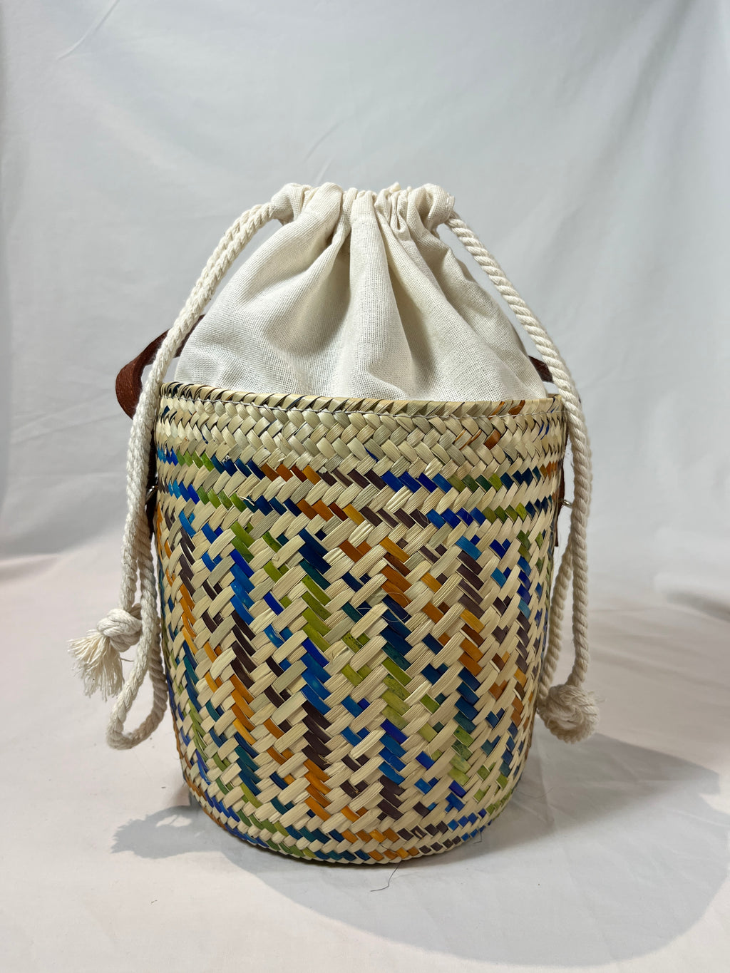 Bolsa para proyectos de tejer y crochet (colorida)