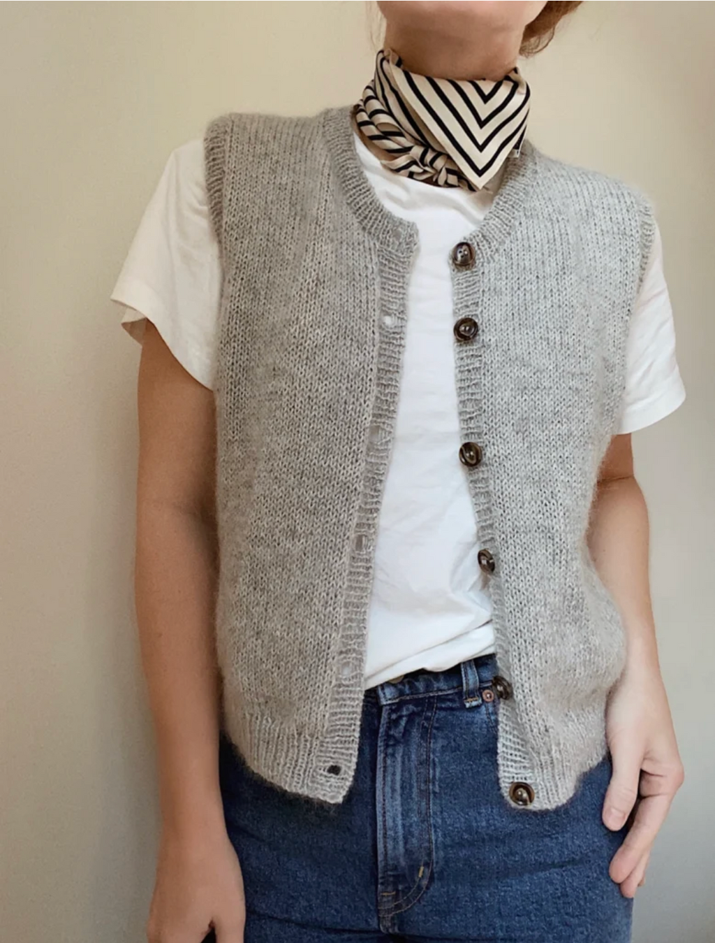 Kit Vest no. 4 de My Favourite Things Knitwear (Intermedio) | Papelette